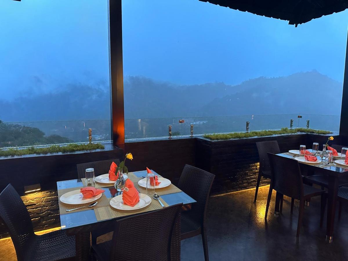 Viceroy Luxury Mountain Resort And Spa Munnar Bagian luar foto