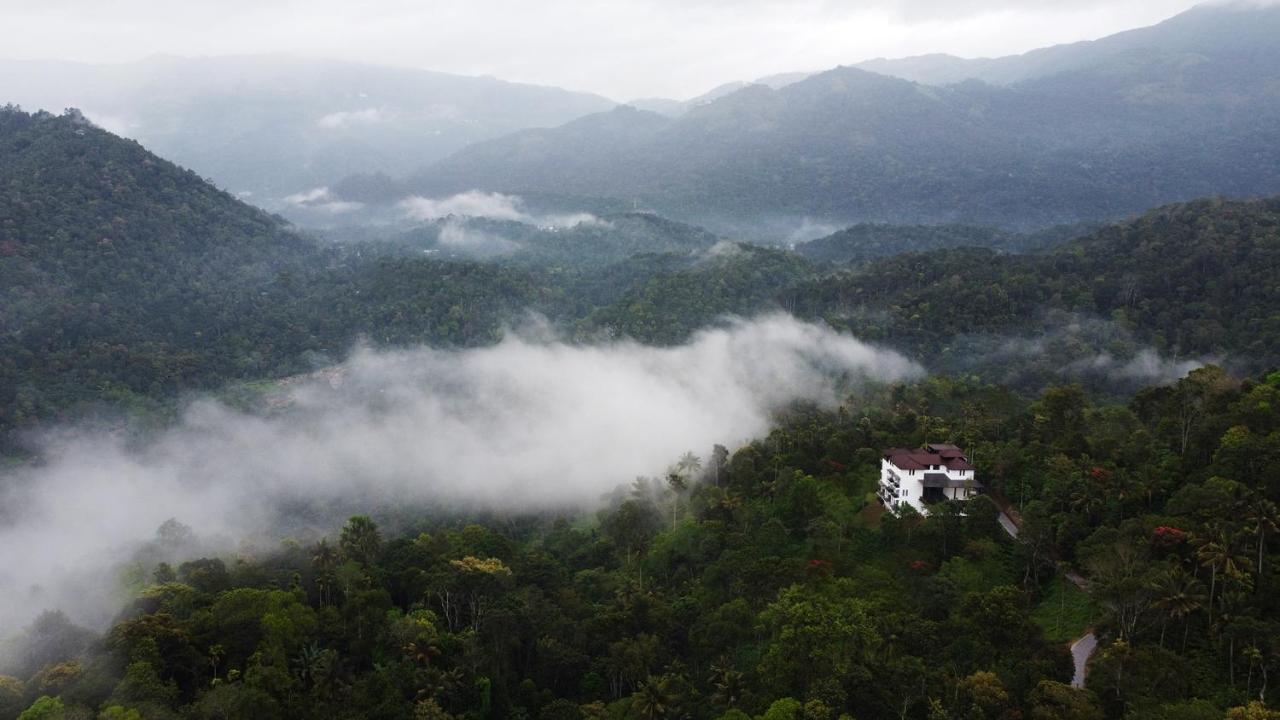 Viceroy Luxury Mountain Resort And Spa Munnar Bagian luar foto