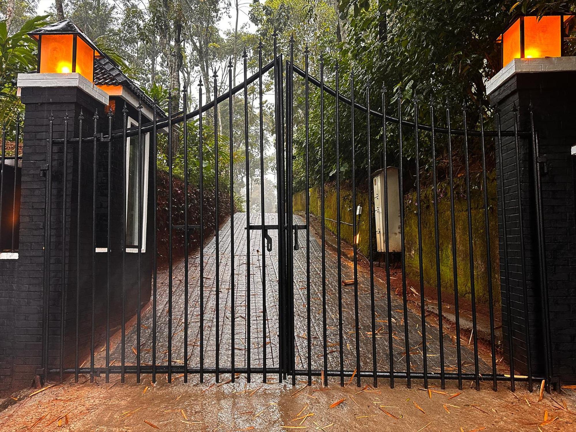 Viceroy Luxury Mountain Resort And Spa Munnar Bagian luar foto