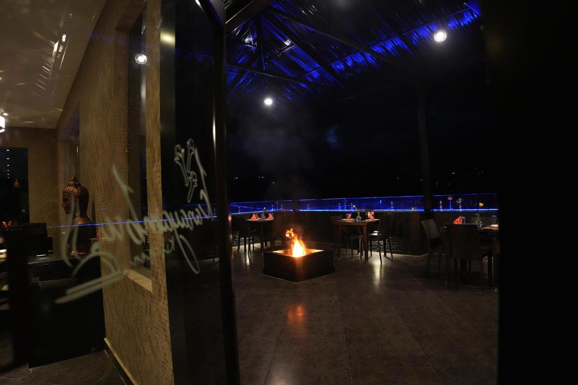Viceroy Luxury Mountain Resort And Spa Munnar Bagian luar foto