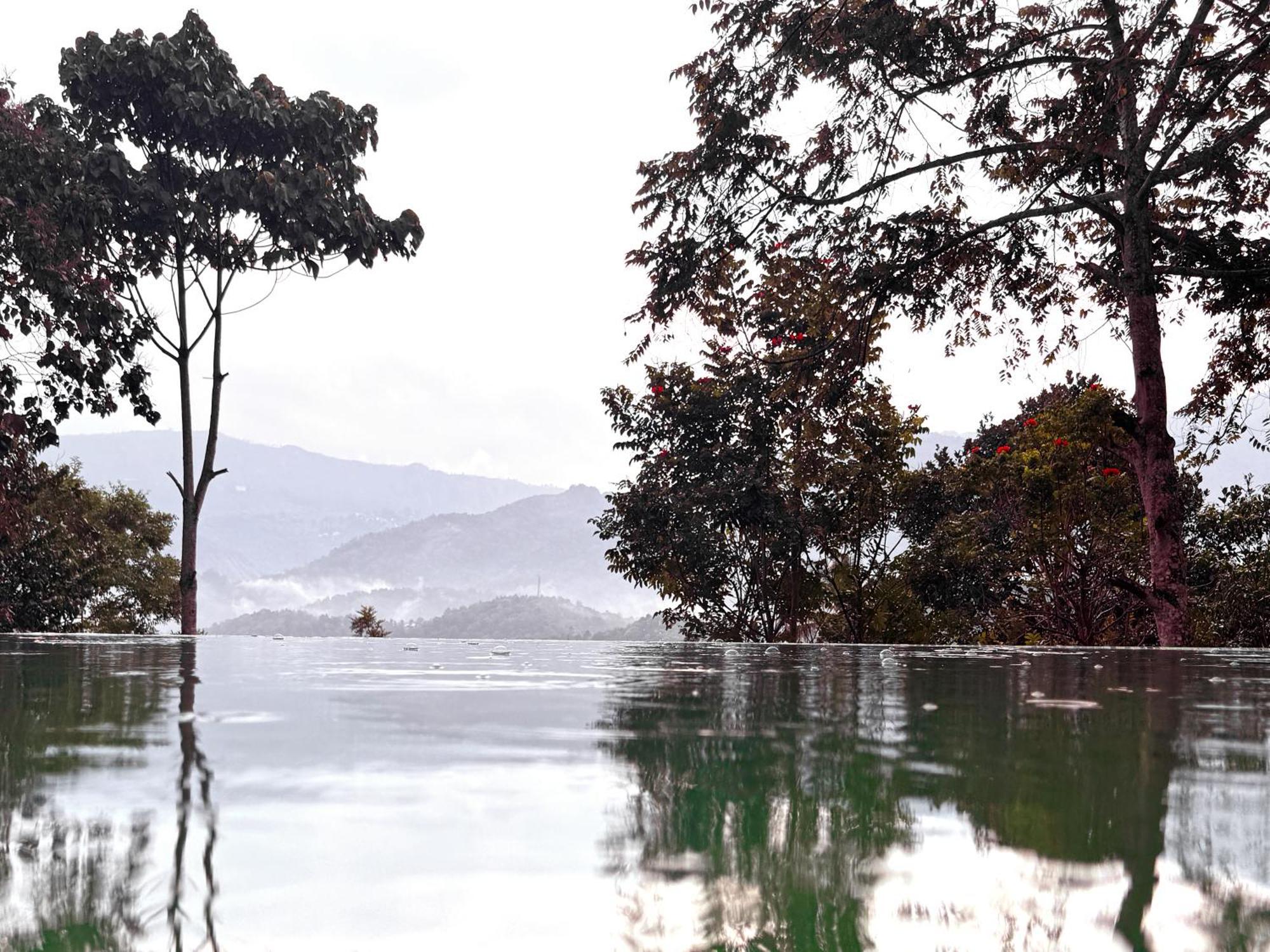 Viceroy Luxury Mountain Resort And Spa Munnar Bagian luar foto